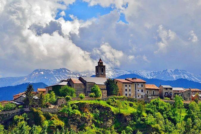 Atico Con Encanto En Bellver De Cerdanya Lejlighed Eksteriør billede