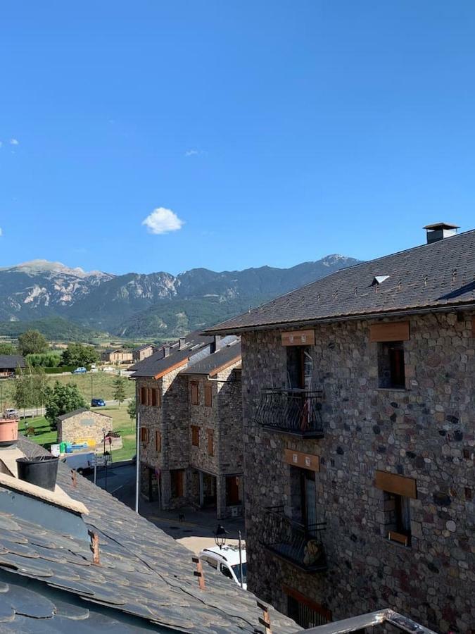 Atico Con Encanto En Bellver De Cerdanya Lejlighed Eksteriør billede